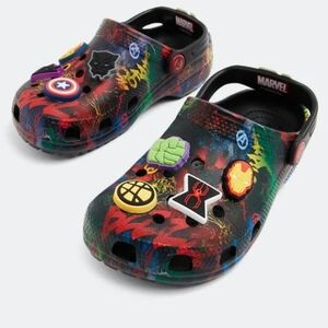 CROCS Classic Marvel Avengers Clogs - Youth J6